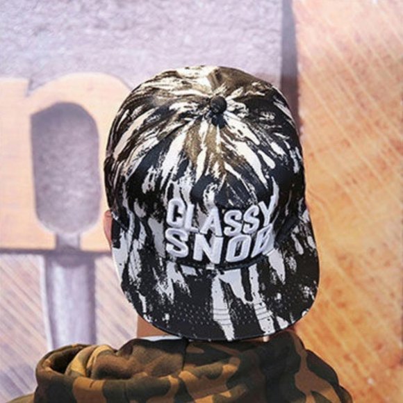 Accessories - hat
